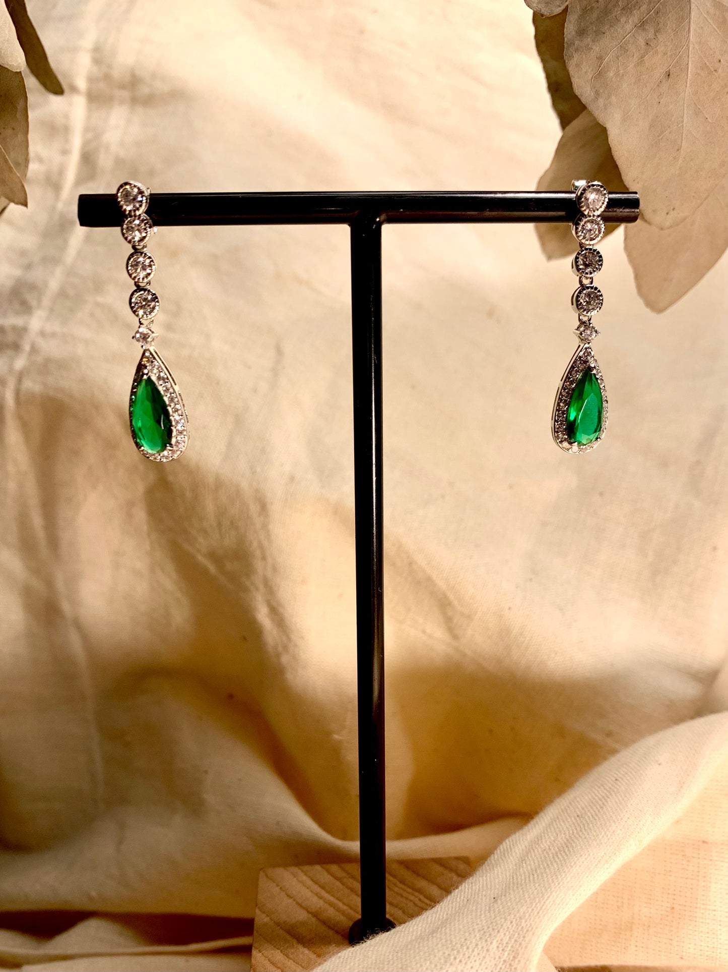 Arete Stud Zircón Verde