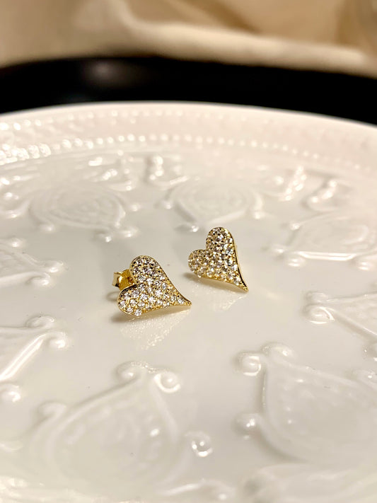 Arete Stud Corazón Zircones