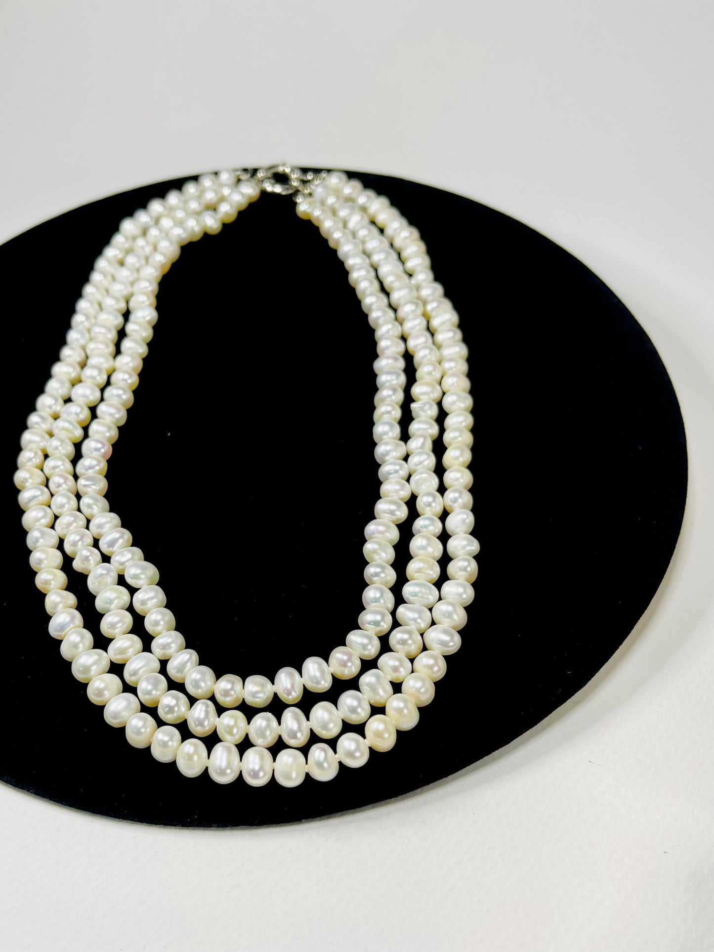 Collar Perlas Blancas Triple